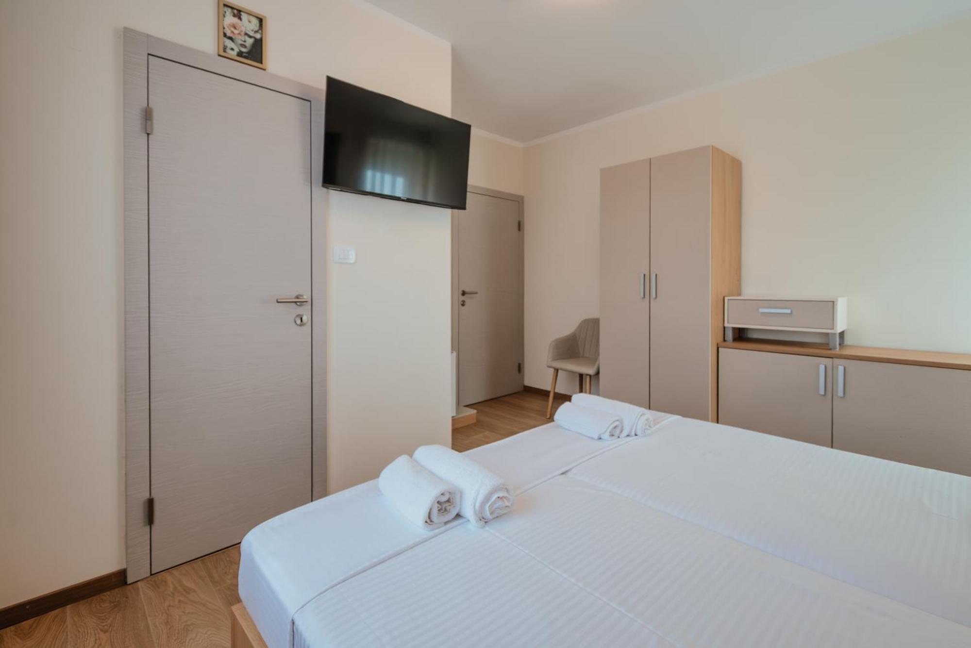 Luxury Apartments Vili ウマグ エクステリア 写真
